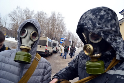 Жители Приморского района ждут от Смольного противогазы